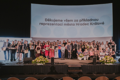  ZUŠ HABRMANOVA SLAVÍ ÚSPĚCHY SVÝCH TALENTŮ ZA ROK 2025!