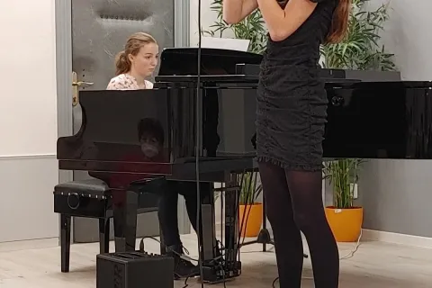komorina-sal-18-0-16515942737737808