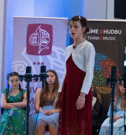 Emma Wertzová v pozoruhodném projektu "Kalabis 100"