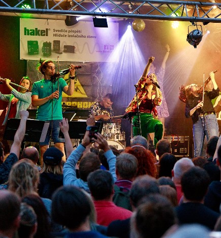 Kapela Electrophonix zazářila na festivalu Regiony